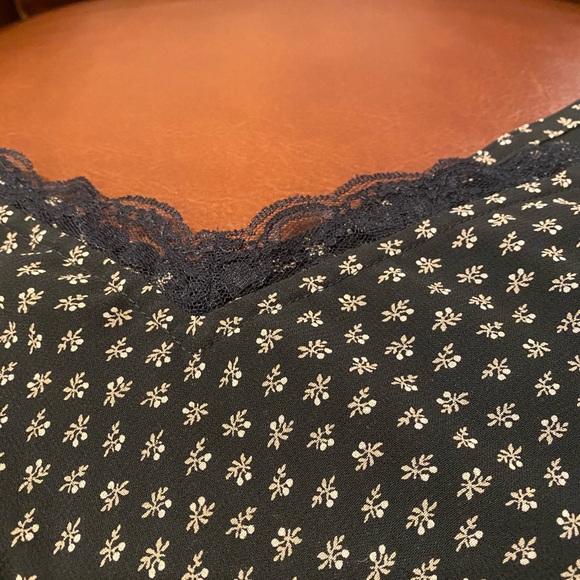 Axcess black blouse - Picture 3 of 8